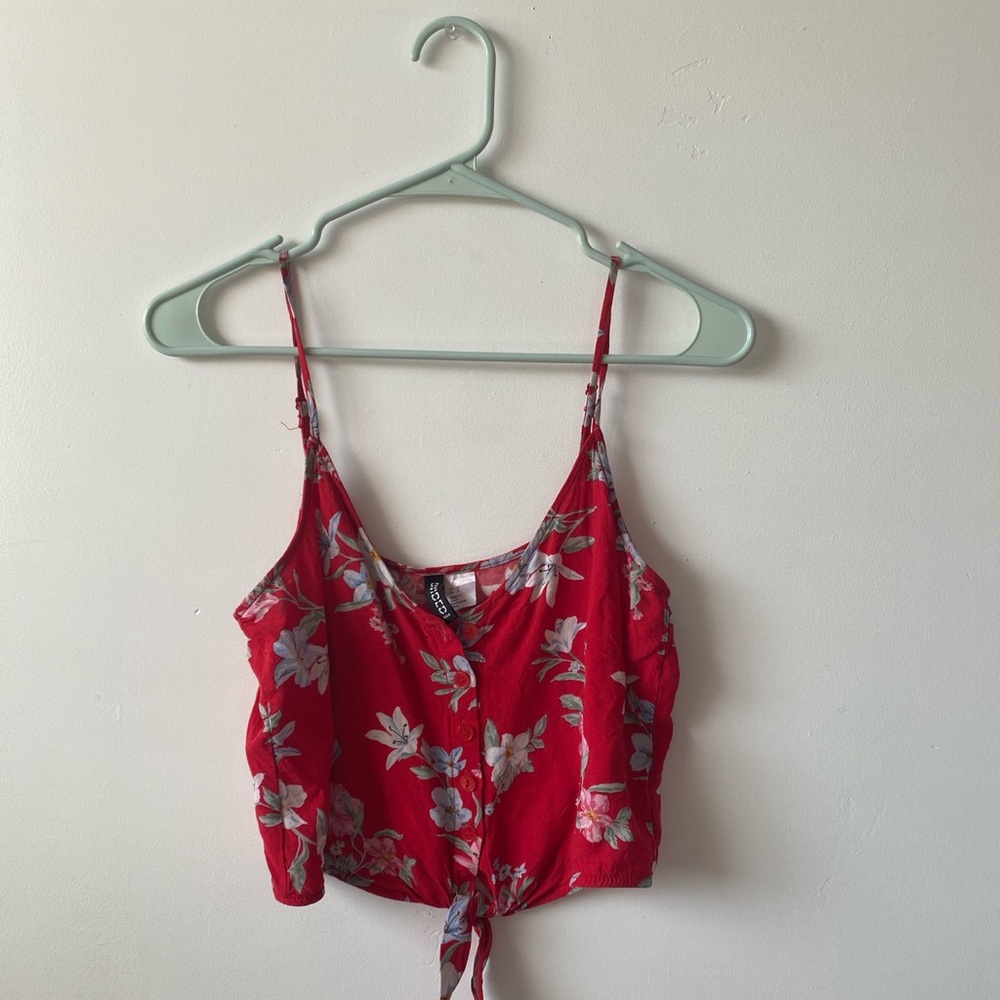 Red crop top